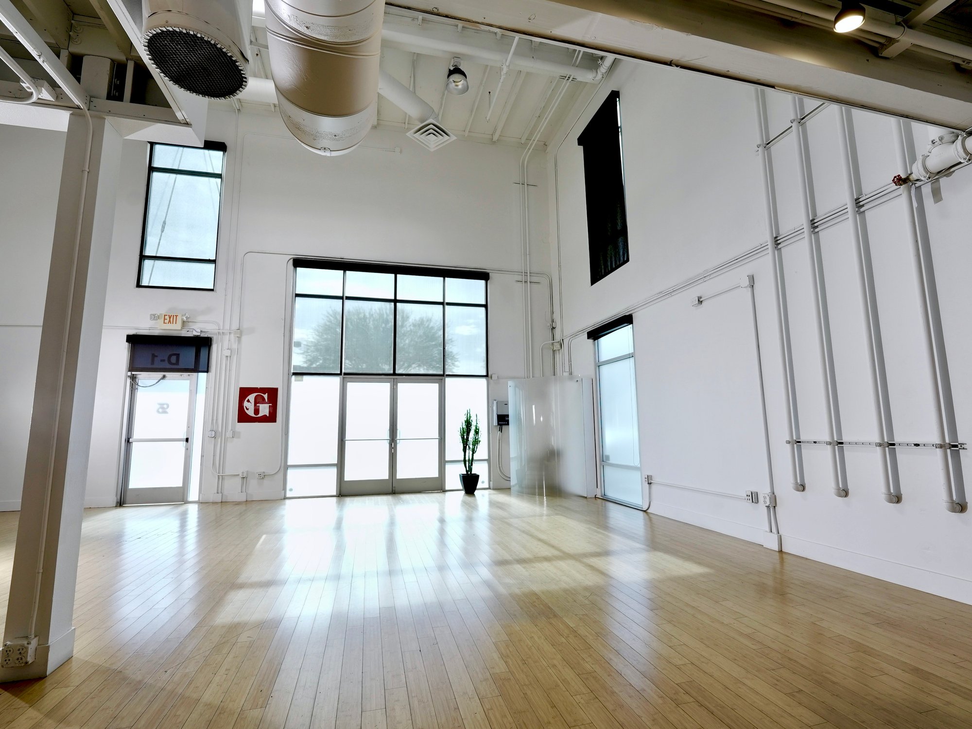 The Post Road Loft &mdash; natural-light shooting bay in Las Vegas.